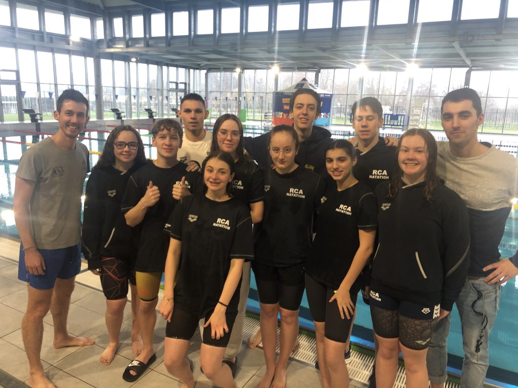 Les lycéens champions de natation