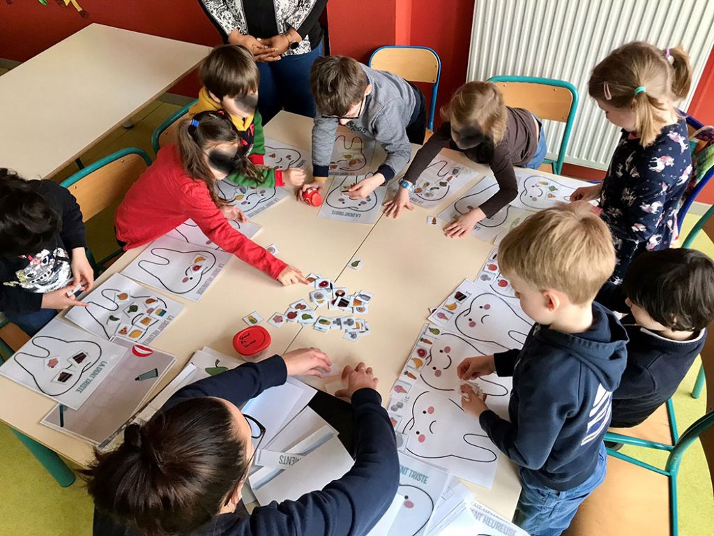 atelier bucco-dentaire avec des enfants