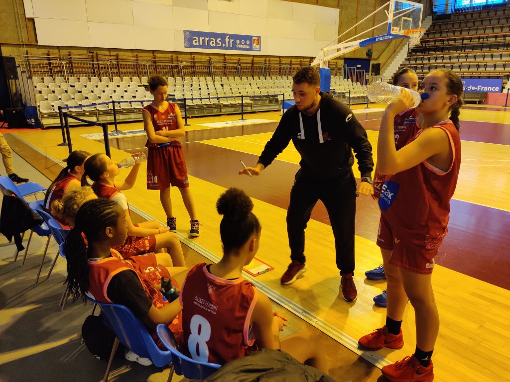 Ce mercredi 7 février en début d'après-midi, les joueuses de la section sportive basket féminin du Collège Baudimont-Saint-Vincent jouaient à domicile, à la salle Tételin, un match qui comptait pour la compétition Ugsel.